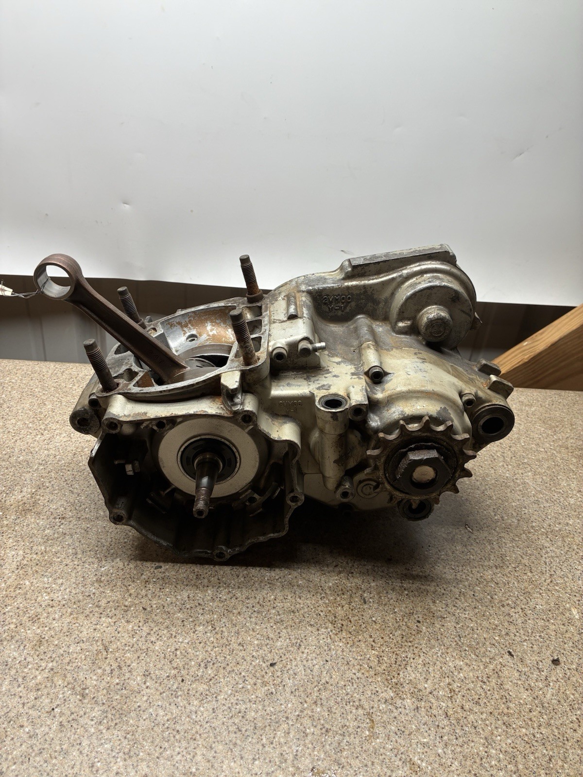 1988 Yamaha YZ250 YZ 250  bottom end motor engine gears case left right Crank