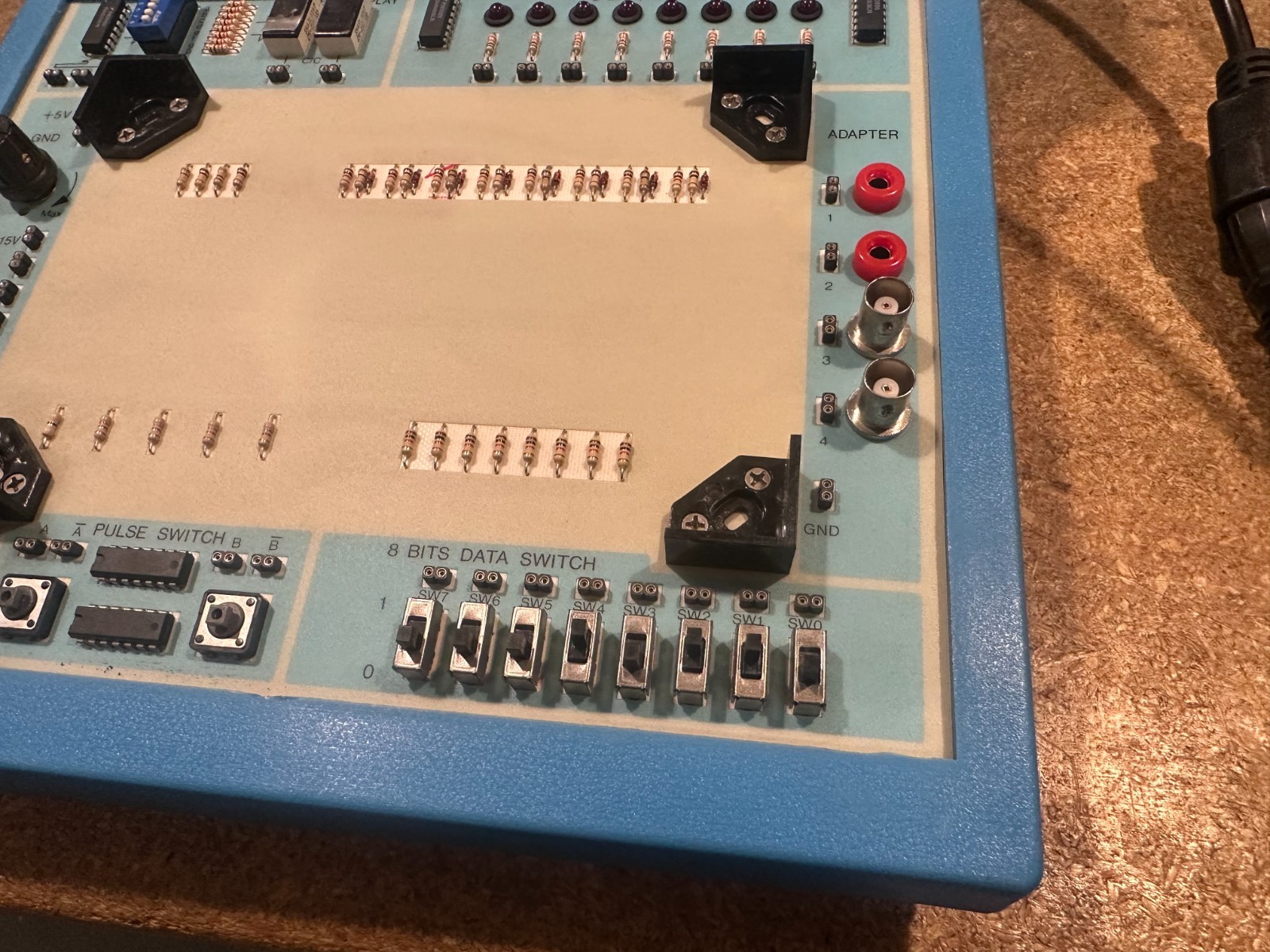 K&H Digital Logic Lab IDL-800 Function Generator Digital Electronics Trainer