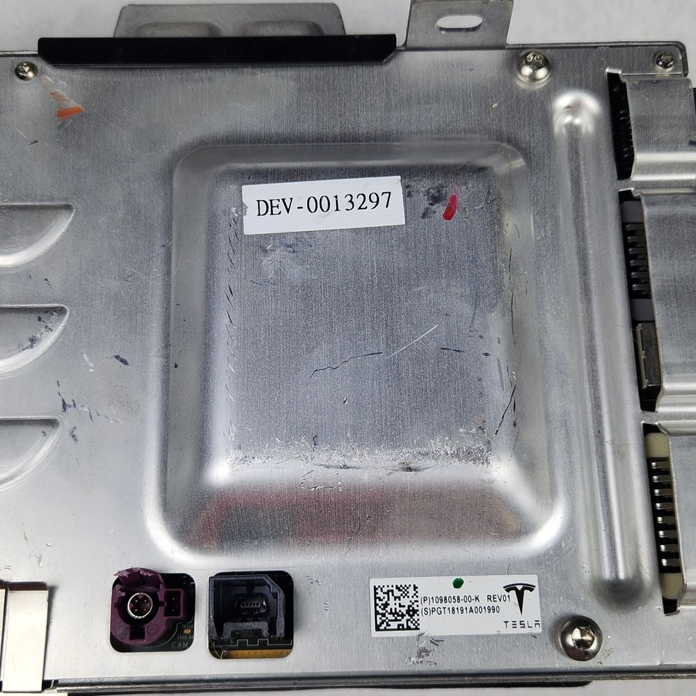 ✅ 2017-2019 OEM TESLA Model 3 Performance Media Computer Control Unit Module MCU