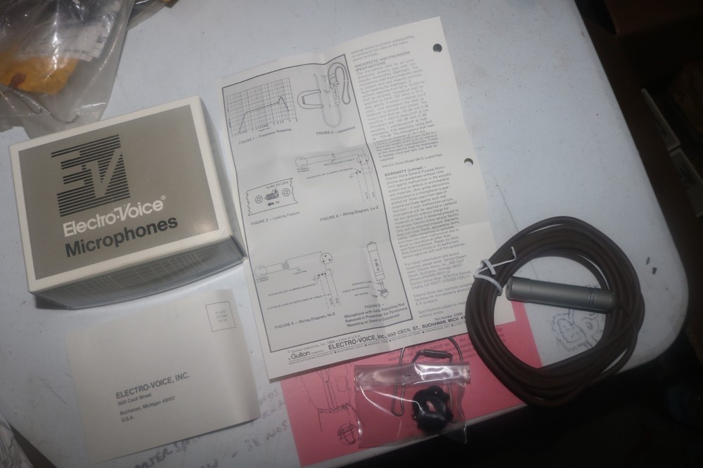 vintage NOS in box ElectroVoice dynamic lavalier microphone model 647C