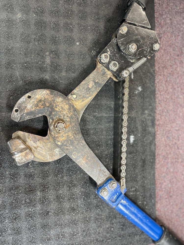Reliable Equipment Ratcheting Drive Cable Cutter