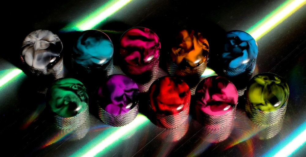 Xentric Guitars - AURORA Series Resin Guitar Knobs & Switch Caps