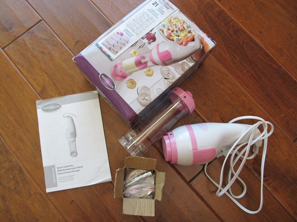 Nostalgia Electric Cookie Press Pink COMPLETE