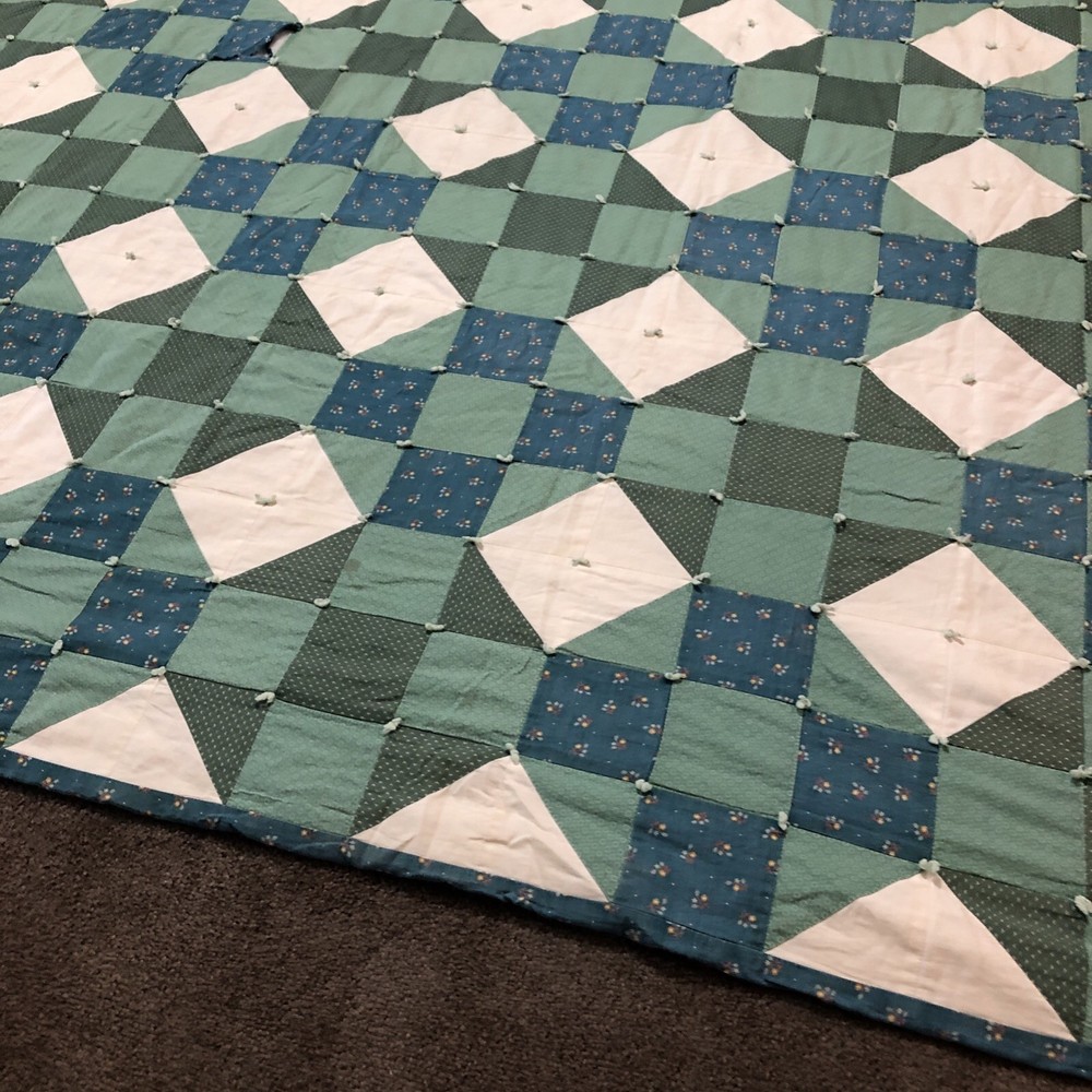 Handmade Patchwork Plaid Quilt Bedspread Blanket 94”x 82” Large