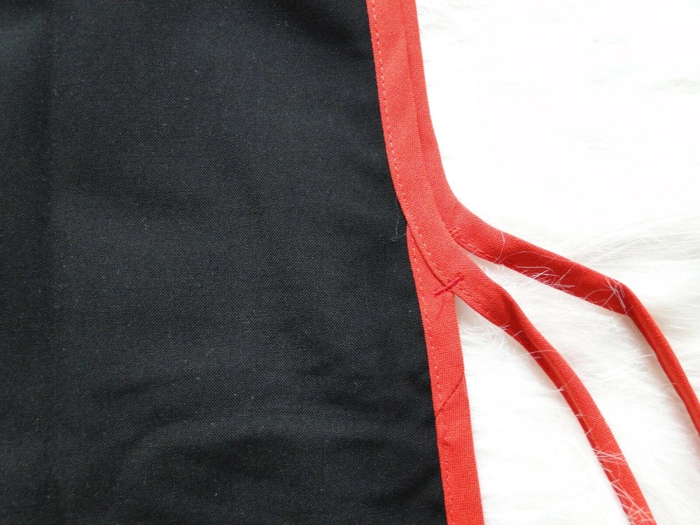 Black Popover Apron with Red Border