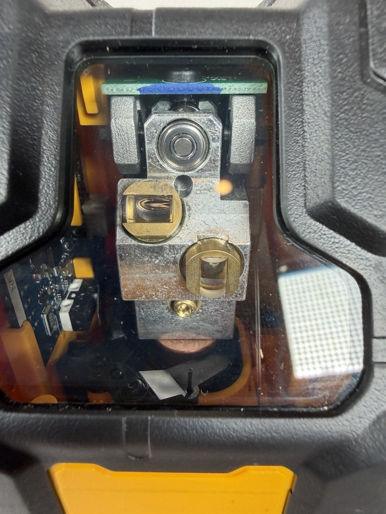 DEWALT DCLE34021 Self-leveling Line Laser Level. Clean!!!