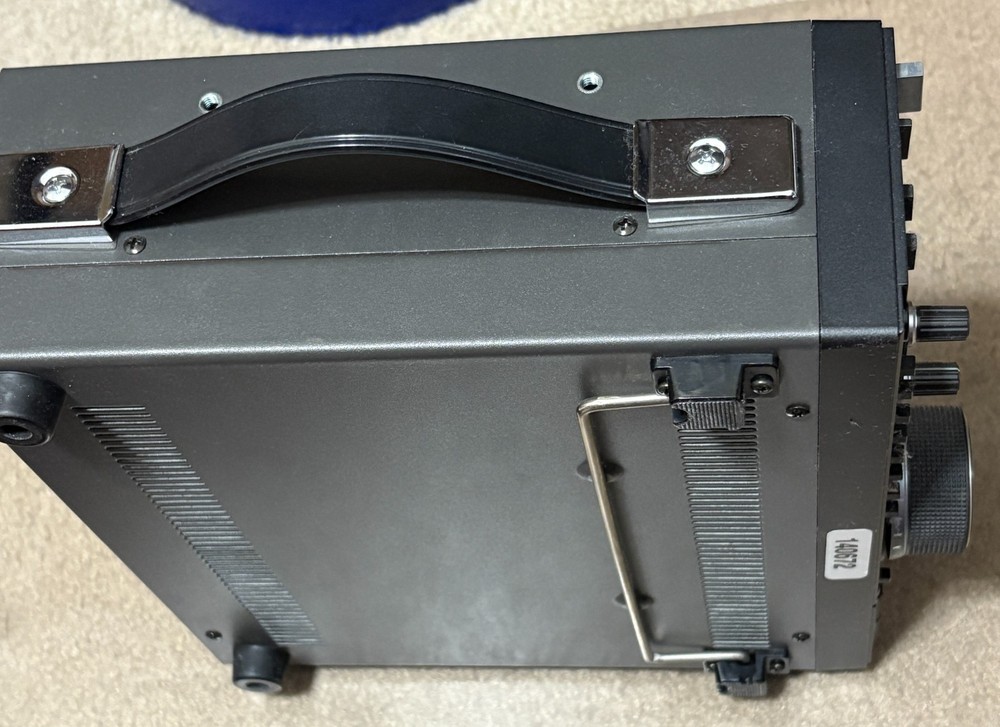 ICOM IC-R7100 Wide Band Receiver