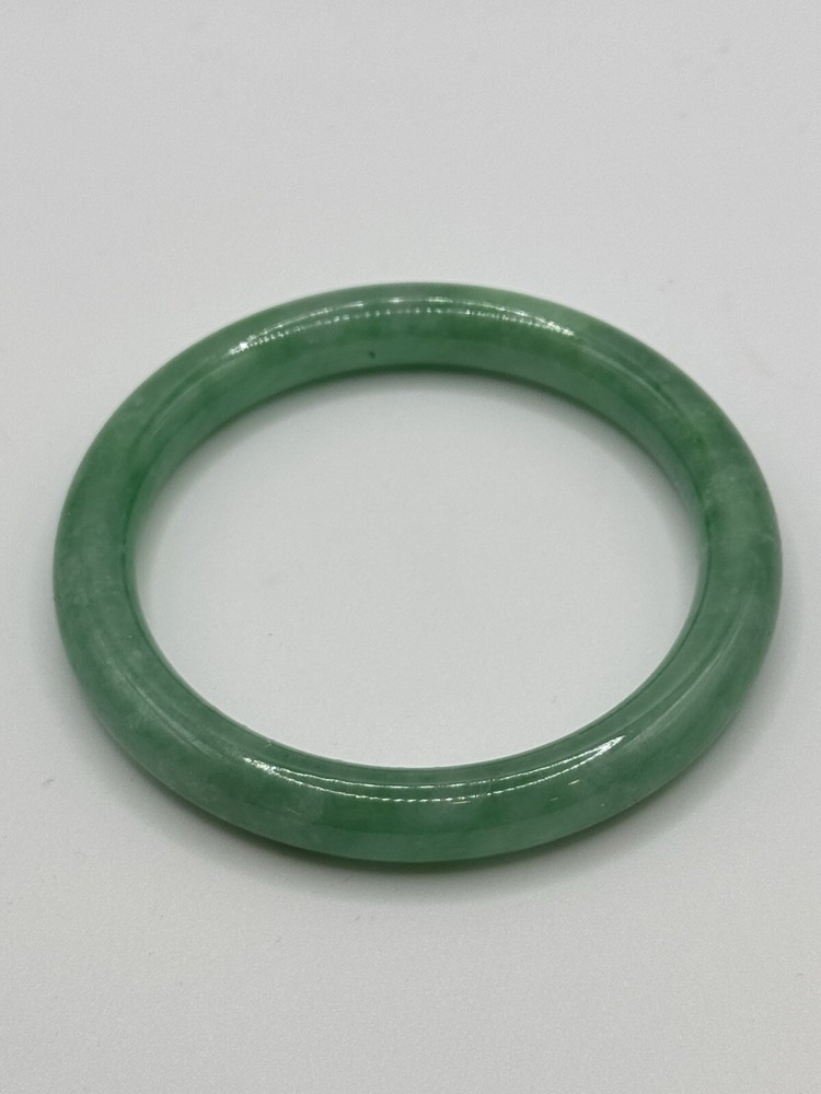 Beautiful Green Jadeite Bangle Bracelet