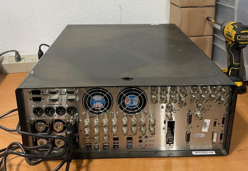 Tektronix Cinedeck MX 4000 HD Studio Deck . Please read descriptions.
