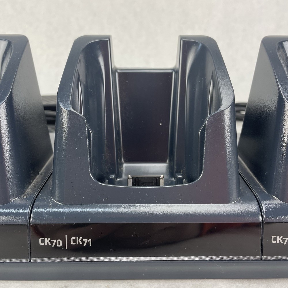 Intermec 1002UU05 CN70 4-Bay Network Cradle Charging Dock w/ AC Adapter