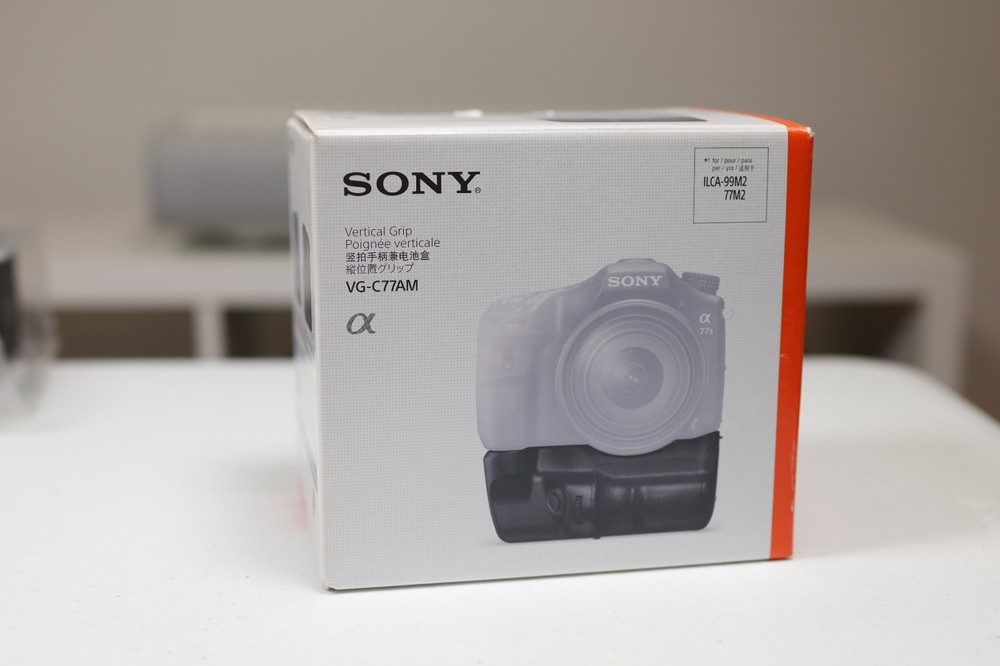 Sony VG-C77AM Vertical Grip for ILCA-99M2 ILCA-77M2