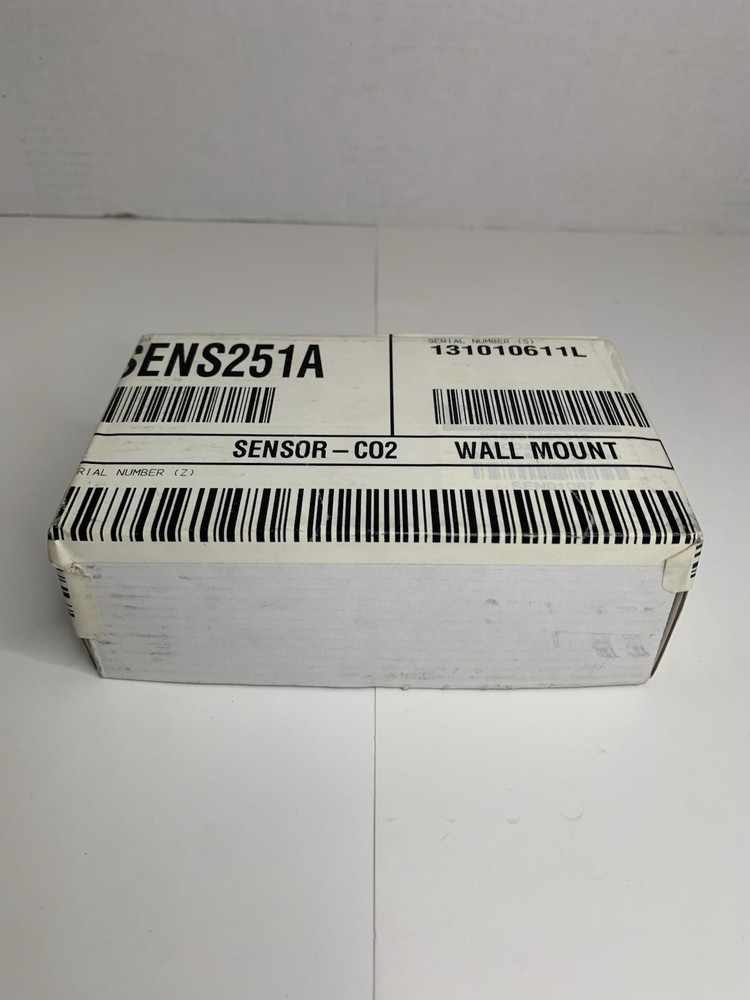 Trane CO2 Sensor BAYSENS251A Wall Mount New In Box