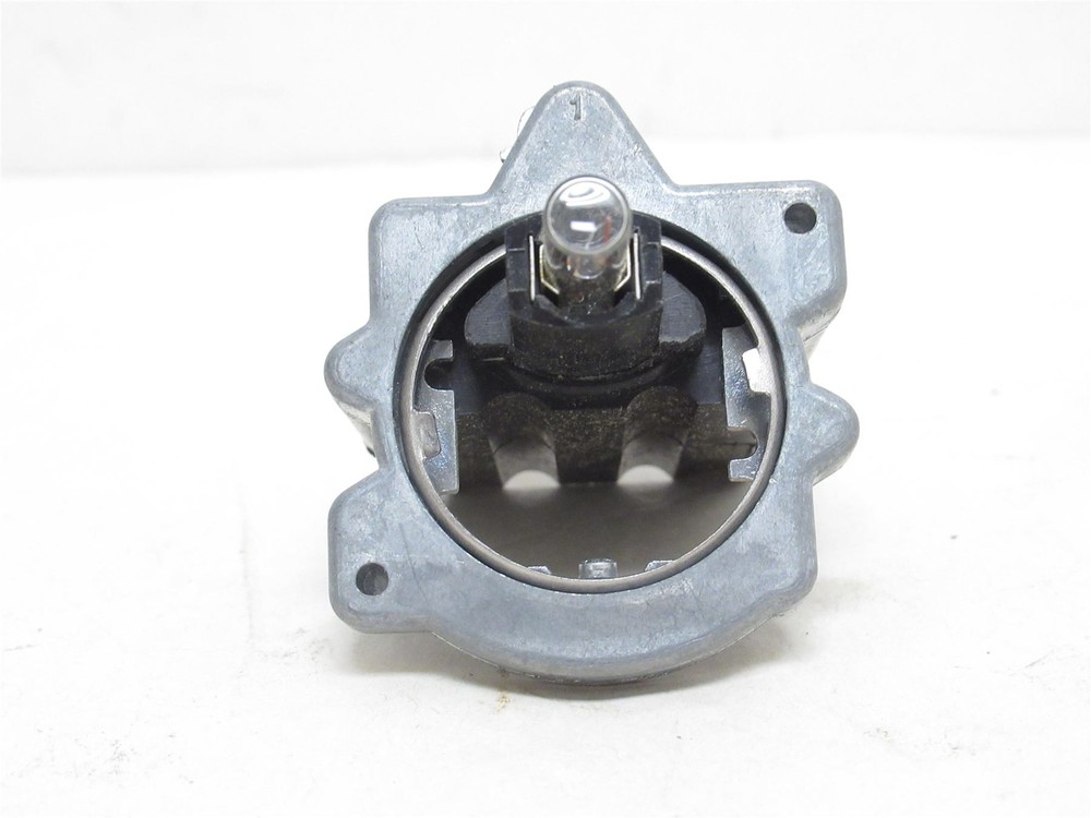 240233 New In Box; Eaton E30DA Single Button Operator; Illuminated; 120VAC