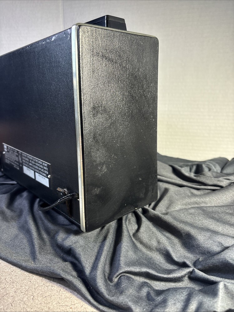 Sharp Worldwide Receiver Model FY-410 FM/AM Multiband