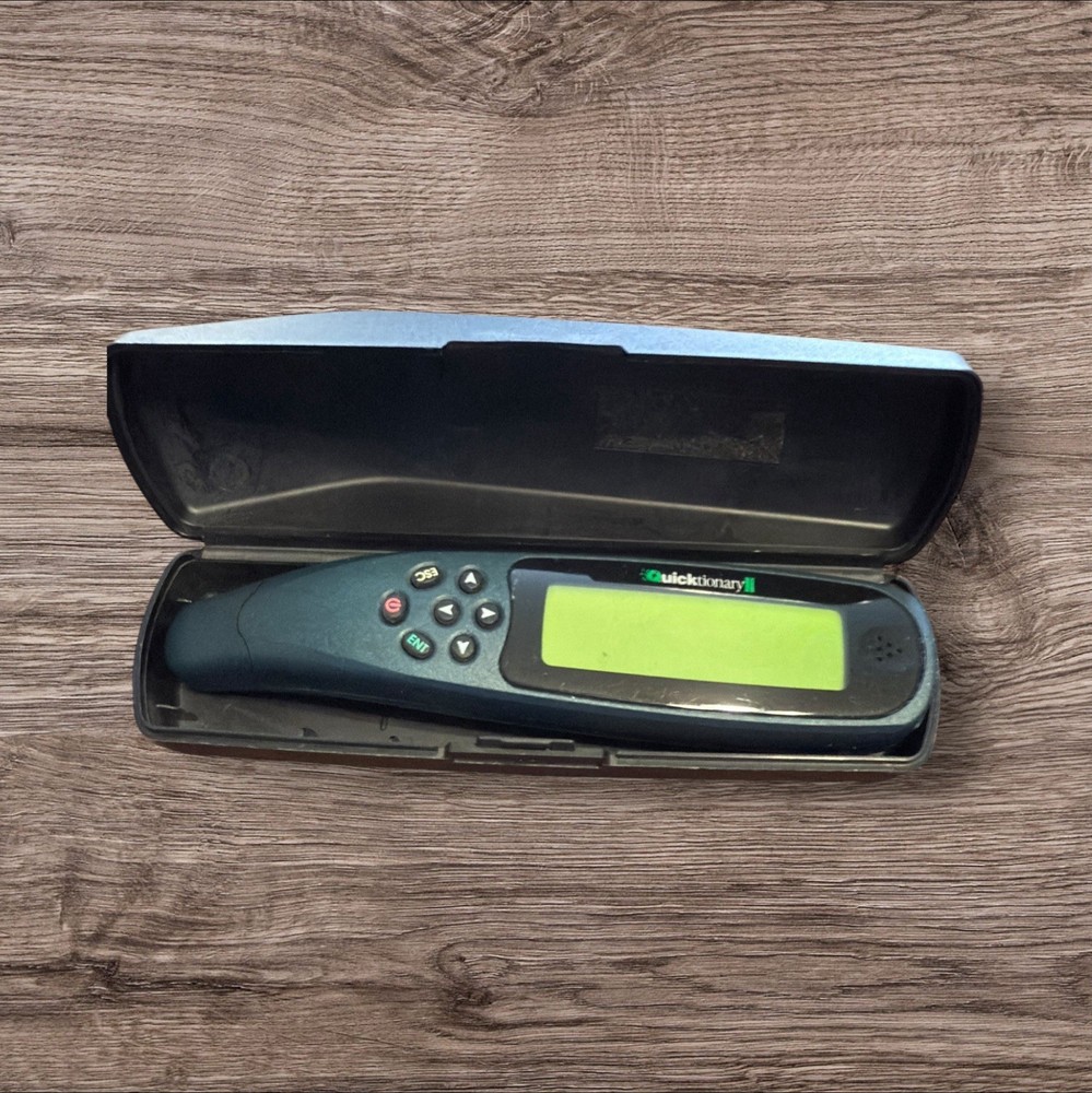Quicktionary Reading 2 Portable Pen Personal Reading Assistant W/Case Wizcom