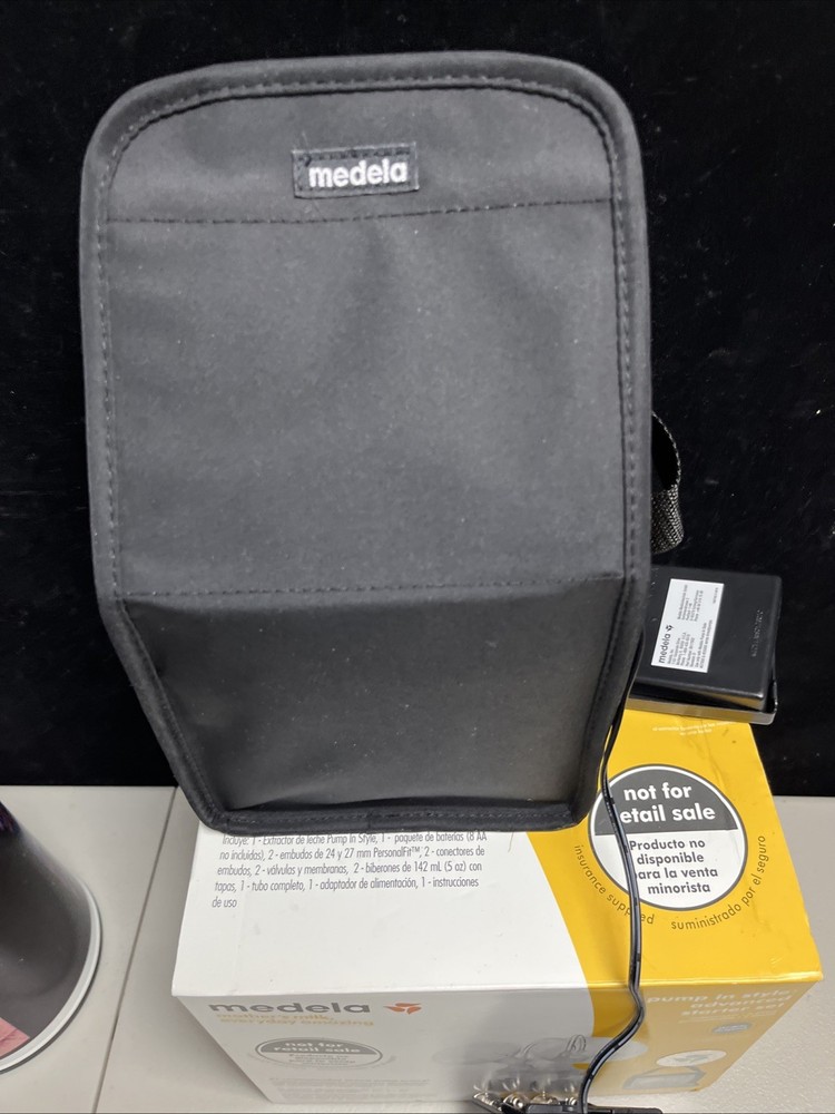 Medela Pump-In-Style Advanced Double Breast Pump Batt Adapter *u s e d*