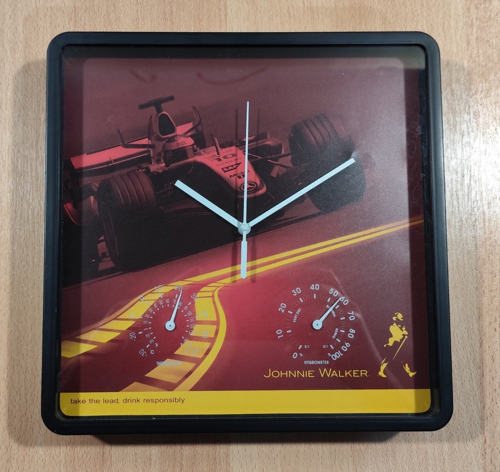 JOHNNIE WALKER SCOTCH WHISKY ADVERTISIGN PLASTIC WALL CLOCK