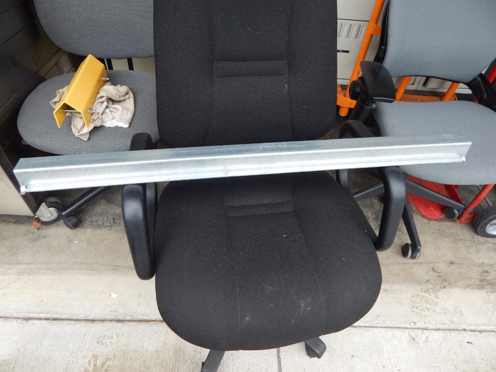 Pallet Racking Pallet Support Cross Bars 38" Long Steel 