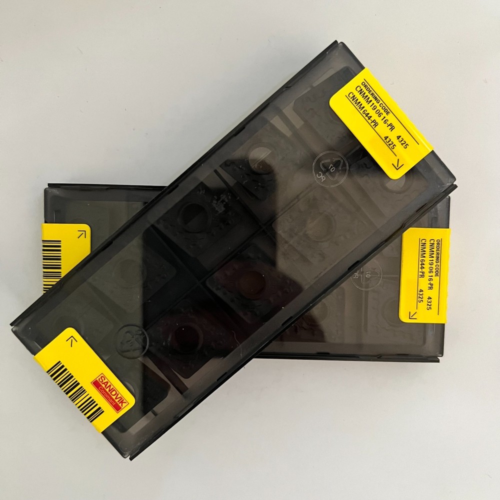 10Pcs/BOX Sandvik CNMM190616-PR 4325