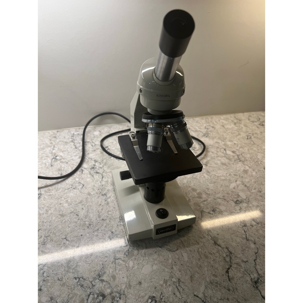 Carolina Biological Wolfe Educational Microscope JL