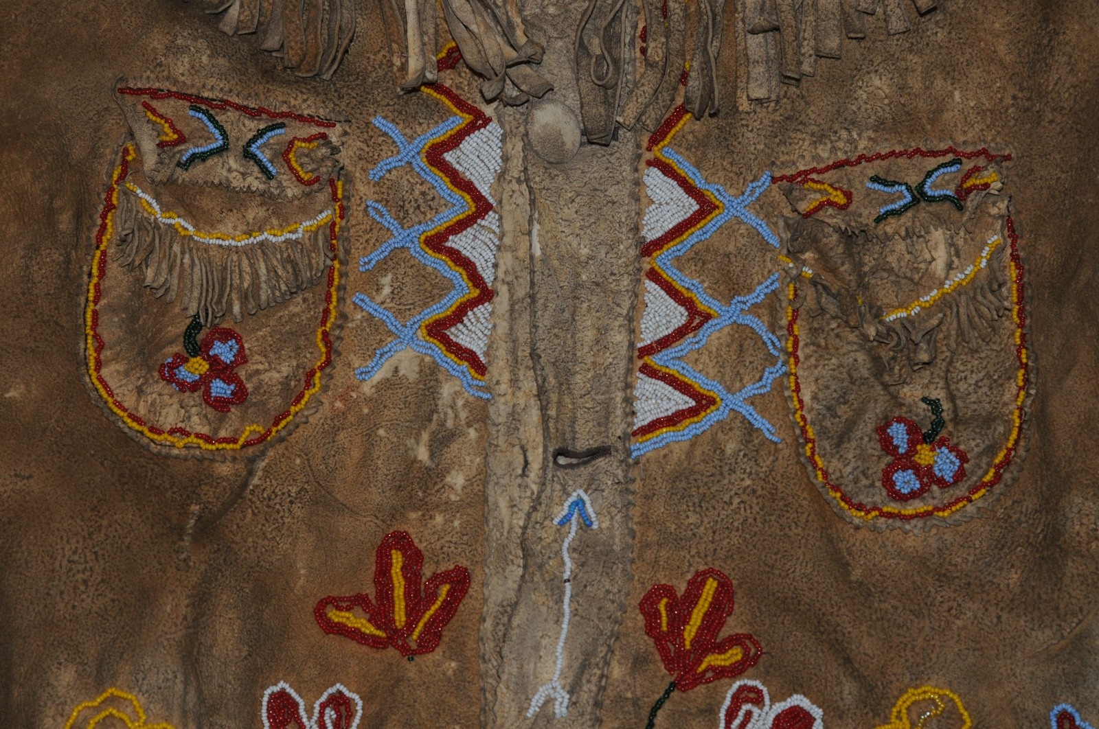 Early Vintage Native American Deer Skin Buck Skin Beaded Shirt and Pants Old****