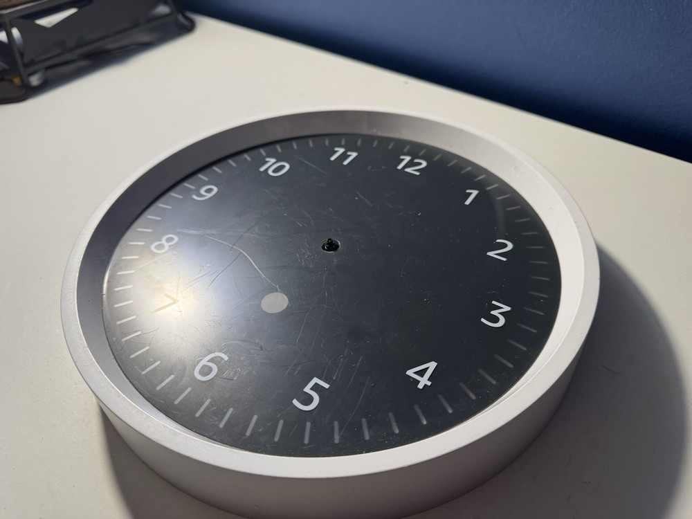 READ Amazon Echo Wall Clock Alexa Compatible LED Display Timer BATTERY CORROSION