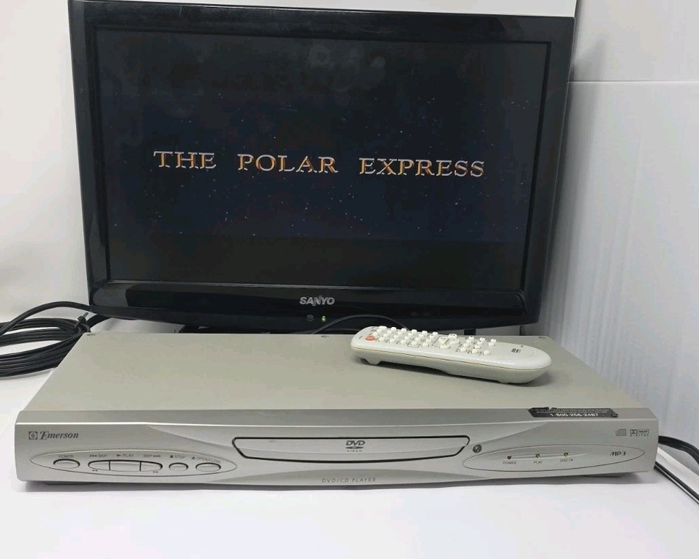 Emerson EWD7002 DVD / CD Player w/ Remote & Manual - Tested & Working