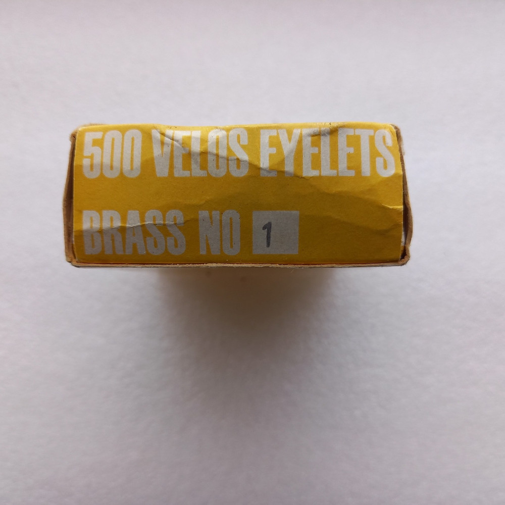 Velos Vintage 950 Eyeletter & Punch