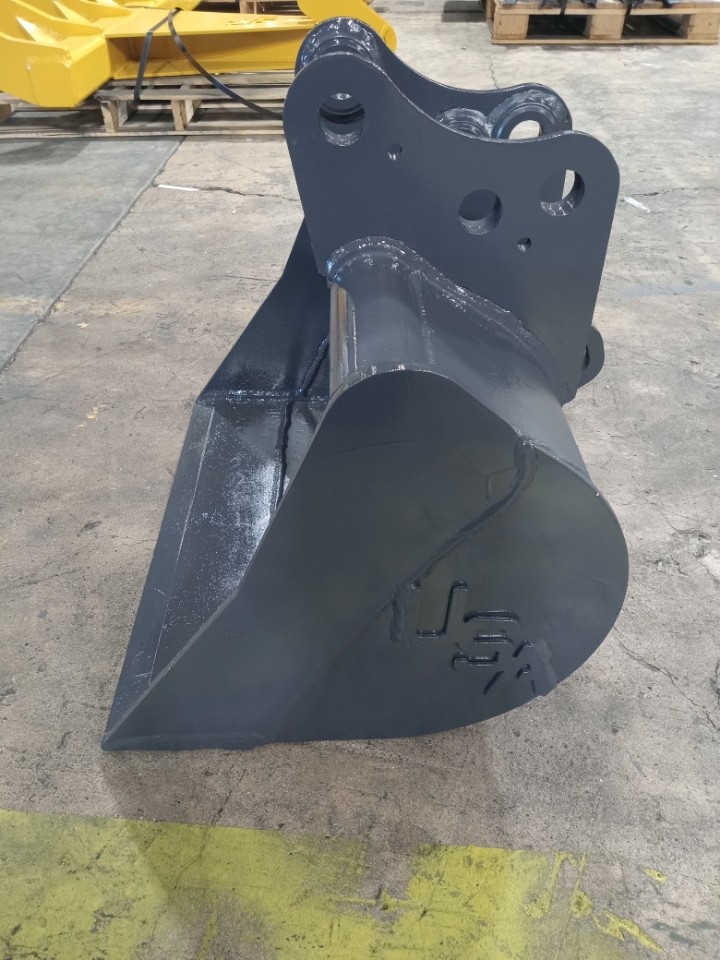24 Inch Ditching Bucket For 5,000 - 6,000 Lb Excavators
