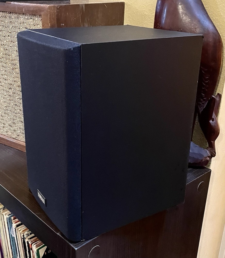 Yamaha NS-A526 Speakers