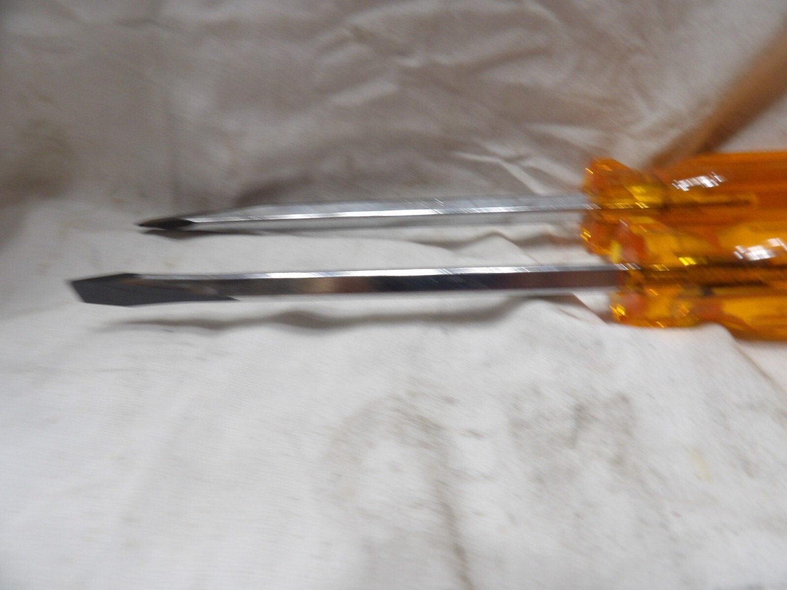 Pair of Vaco 6" Flathead 5/16" Screwdrivers USA