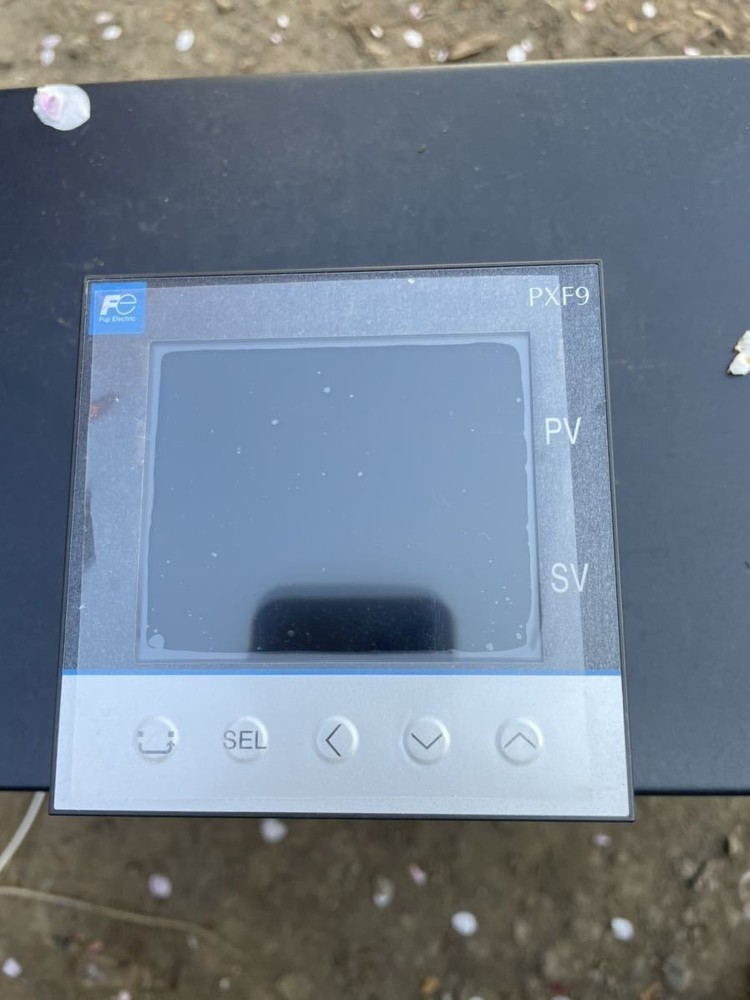 FUJI ELECTRIC PXF9AAY2-0BY00 Intelligent Temperature Controller