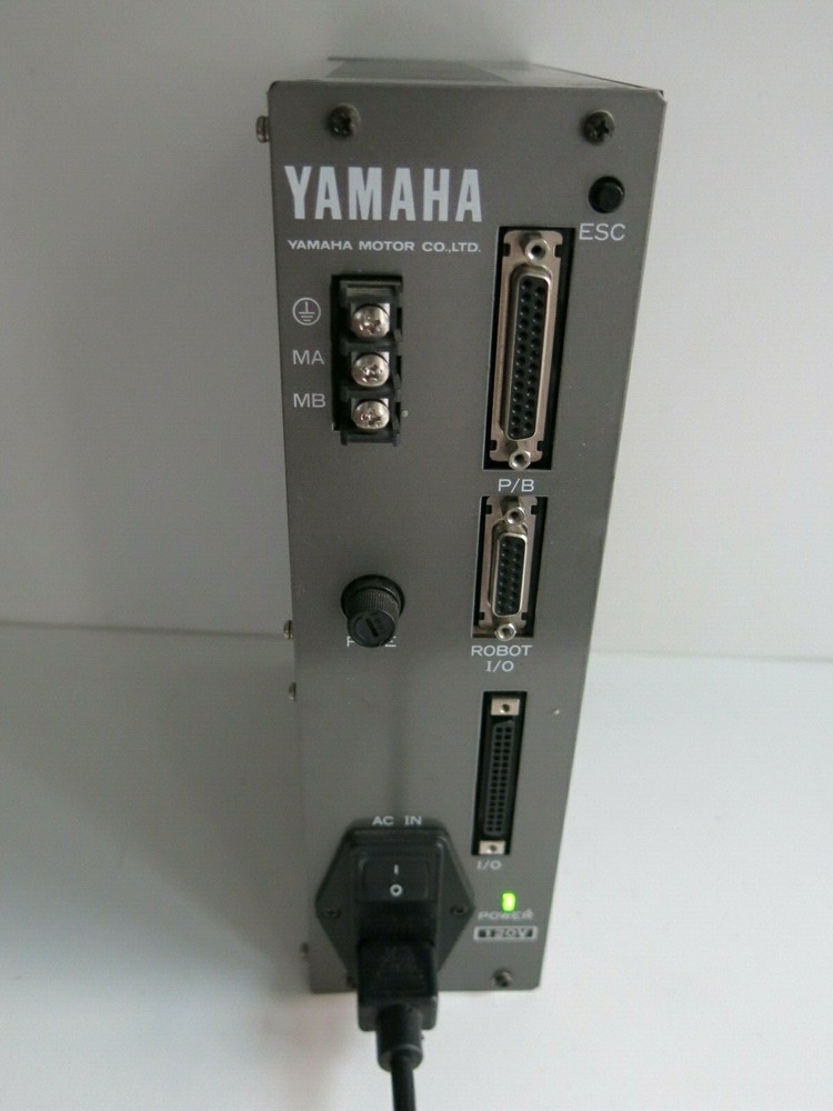 YAMAHA SRC2MAX400VA SERVO DRIVE SRC-2