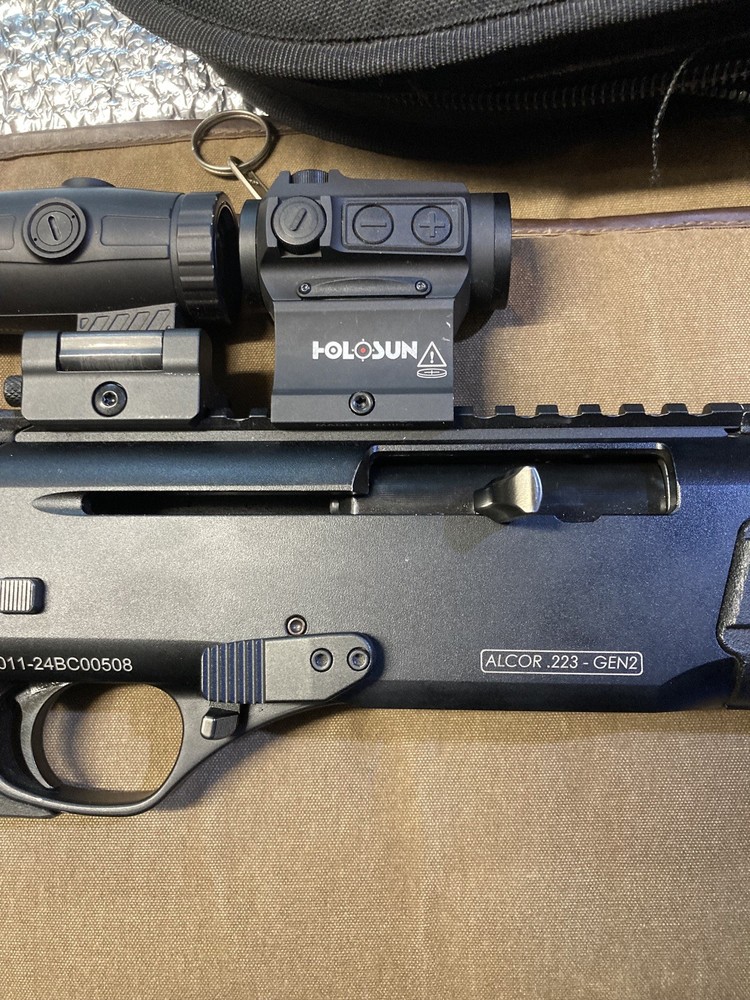 Alcor Extended Mag Release
