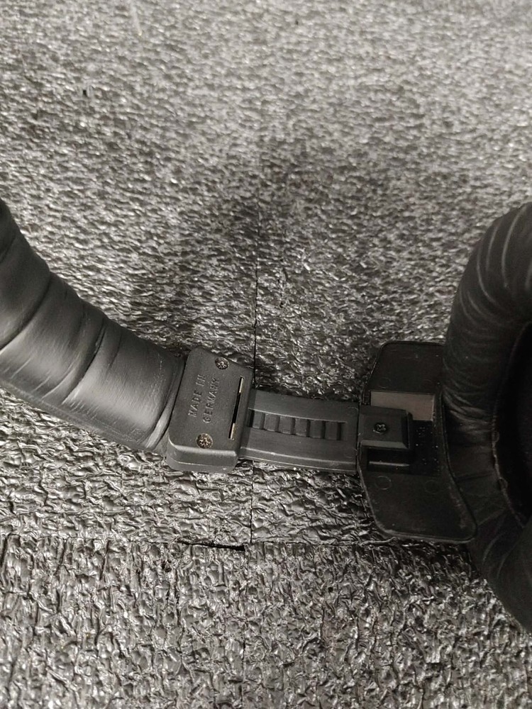 RIEDEL PRO-D1 XLR4F Professional Broadcast/Intercom headset 4pin XLR