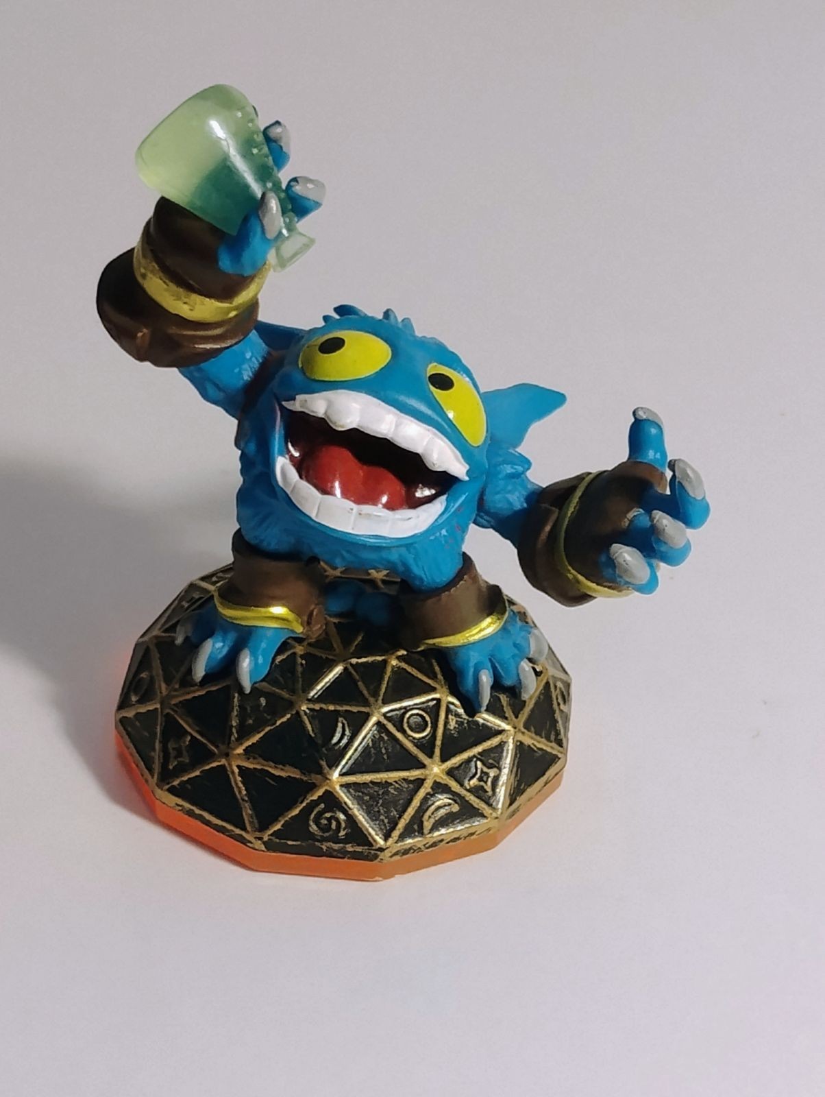 CHEAPEST Skylanders Giants Choose Your Skylander FREE SHIPPING Buy 2 Get 1 FREE