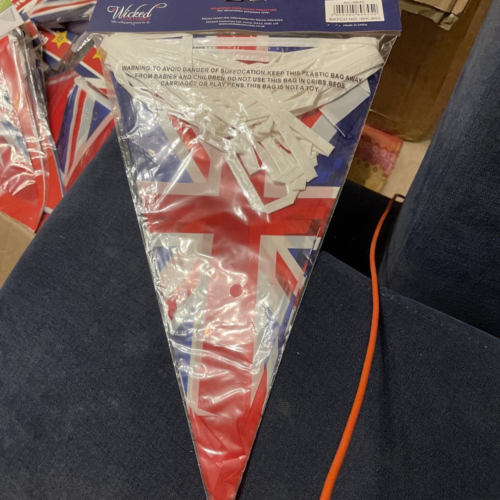Wicked Costumes Great Britain bunting
