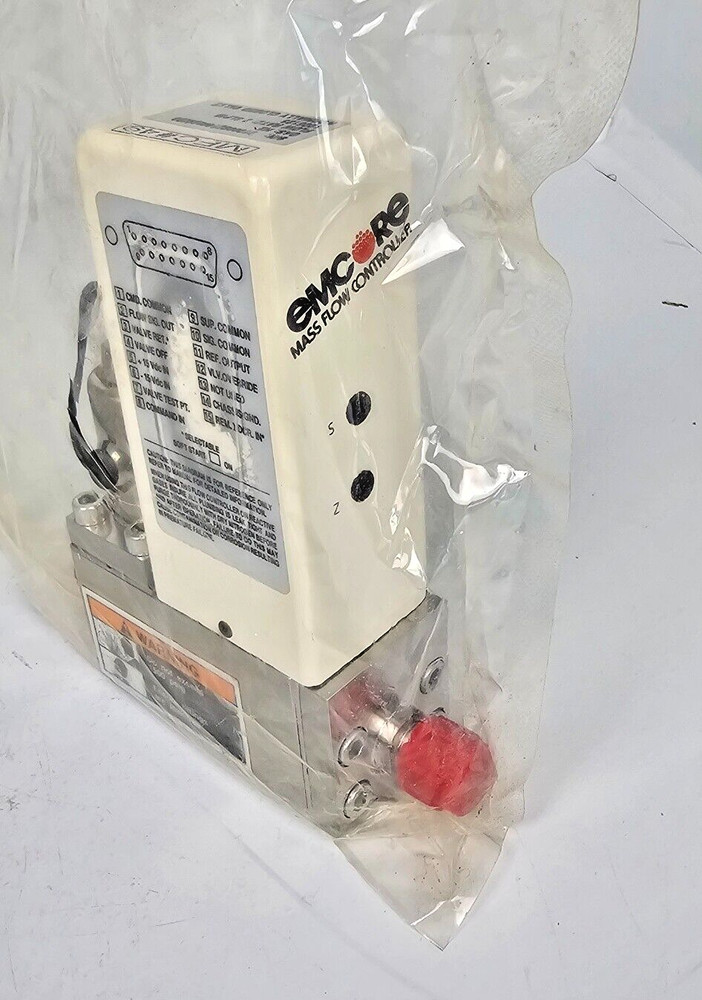 Brooks Instrument emcore mass flow controller 5850EME3CAFVBKC / H2 / 2 SLPM