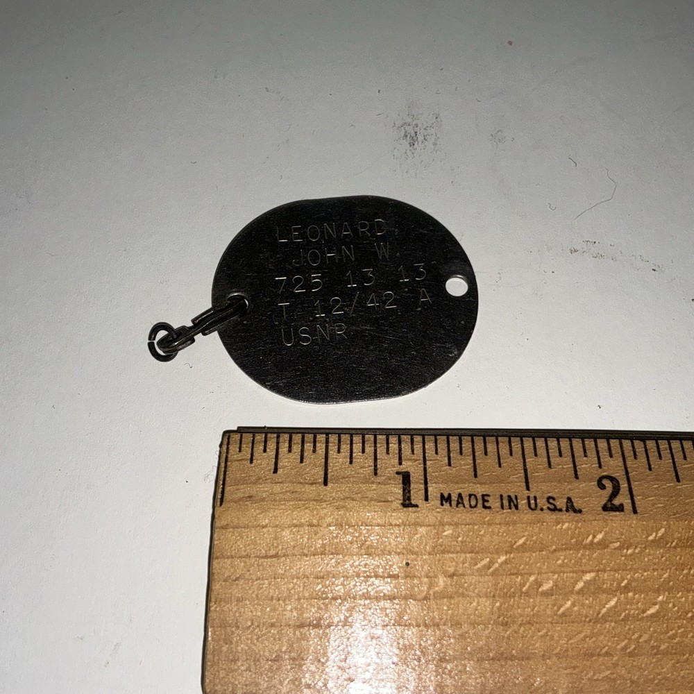 WW2 WWII USNR dog Tag