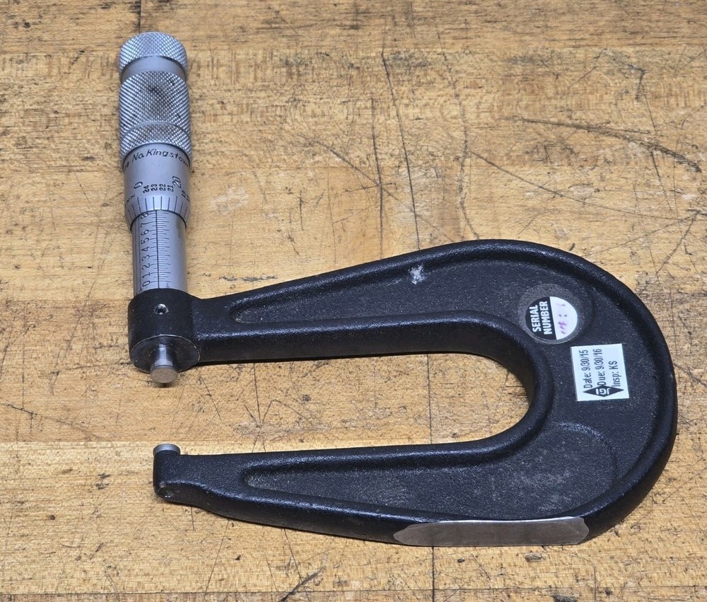 Brown & Sharpe Micrometer 0-1" Deep Throat