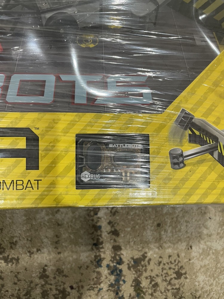 New HEXBUG Battlebots Arena (IR) Playset Head To Head Remote Control Combat