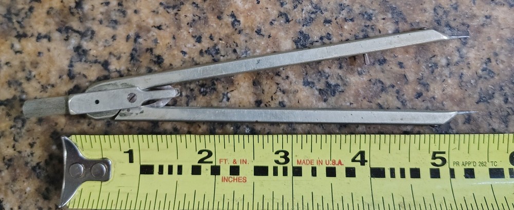 🗽VINTAGE DIVIDER 8"