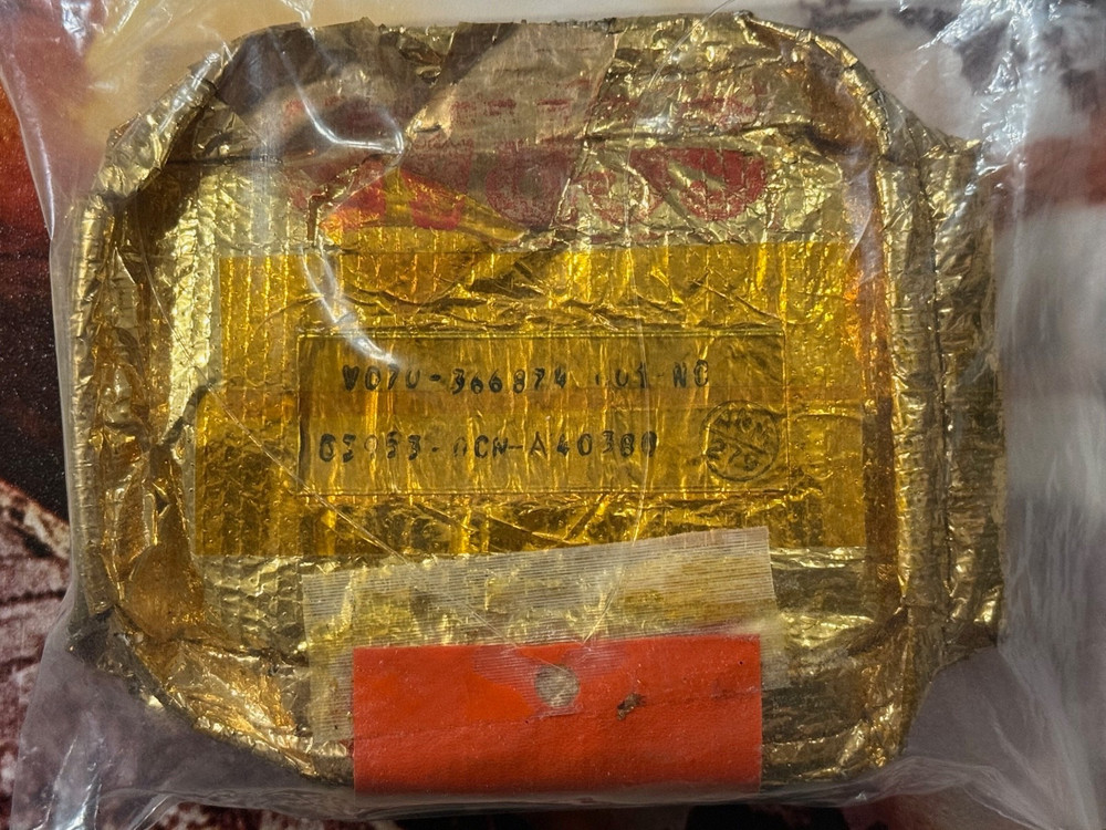 SPACE SHUTTLE PROGRAM OBSOLETE SCRAPPED INSULATION TCS BLANKET & RED FLEX TAG