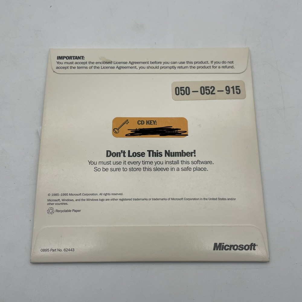 Microsoft Windows 95 Upgrade Operating System Software w/ Product Key & Sleeve