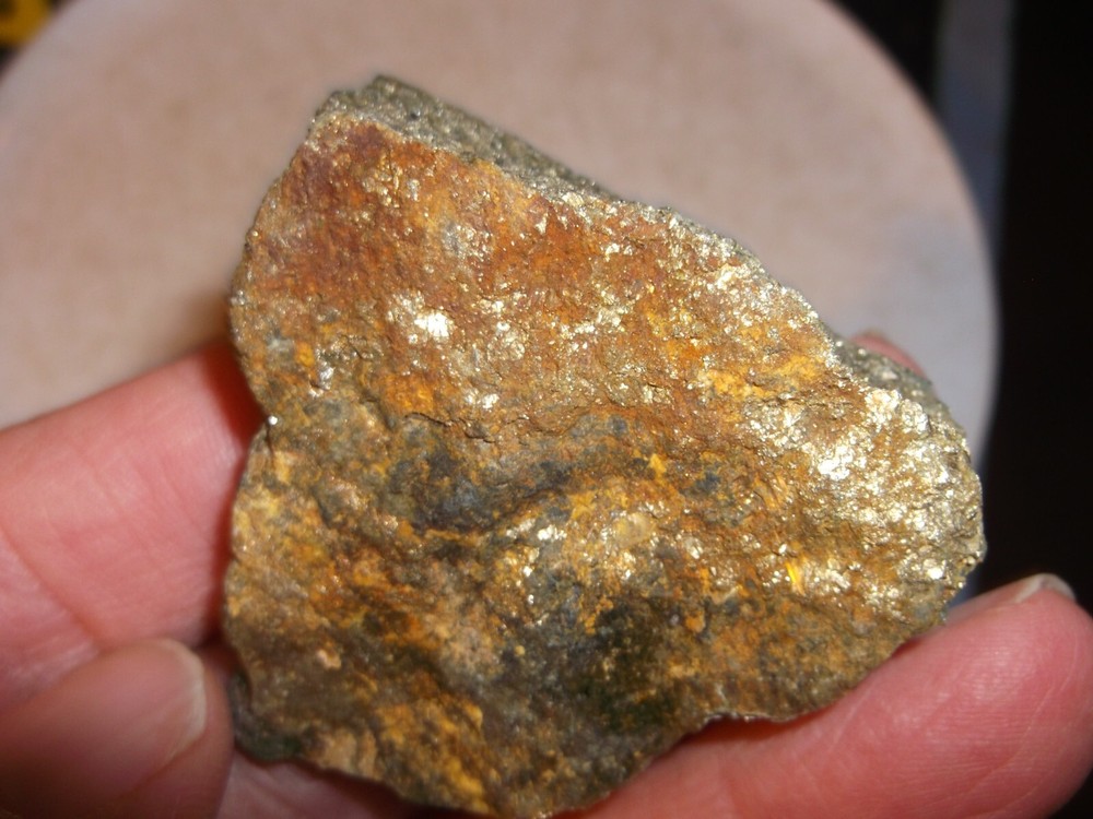 Gold, silver, copper, 61 grams samples ,ore high grade .