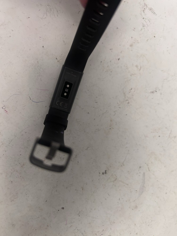 fitbit like watch usb charge unk if works unbranded