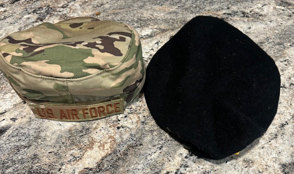 US AIR FORCE SECURITY FORCES BLACK WOOL BERET, PATROL CAP & PATCH