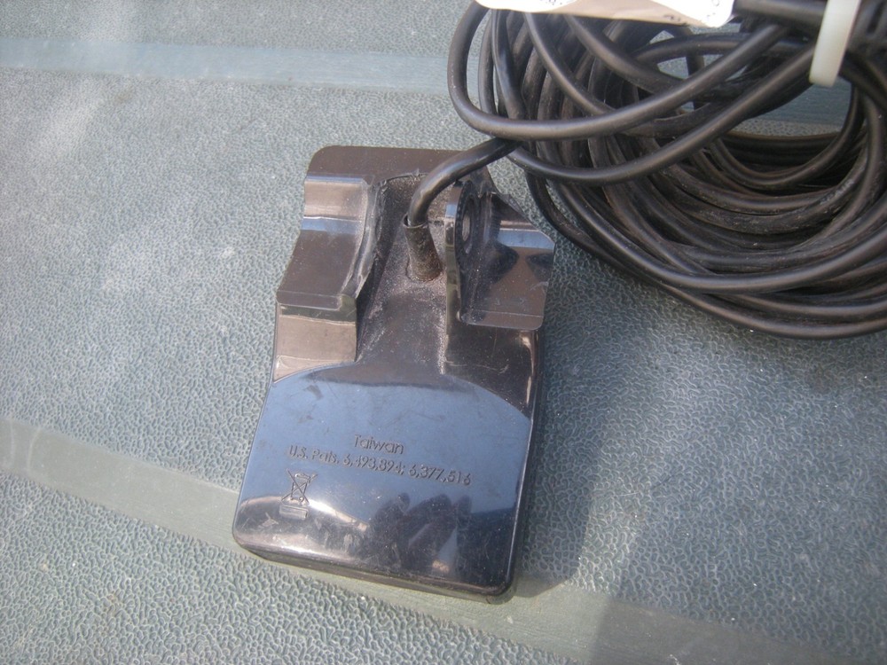 Garmin GPSMAP 2010C 10" Marine GPS Chartplotter Fish Finder Combo