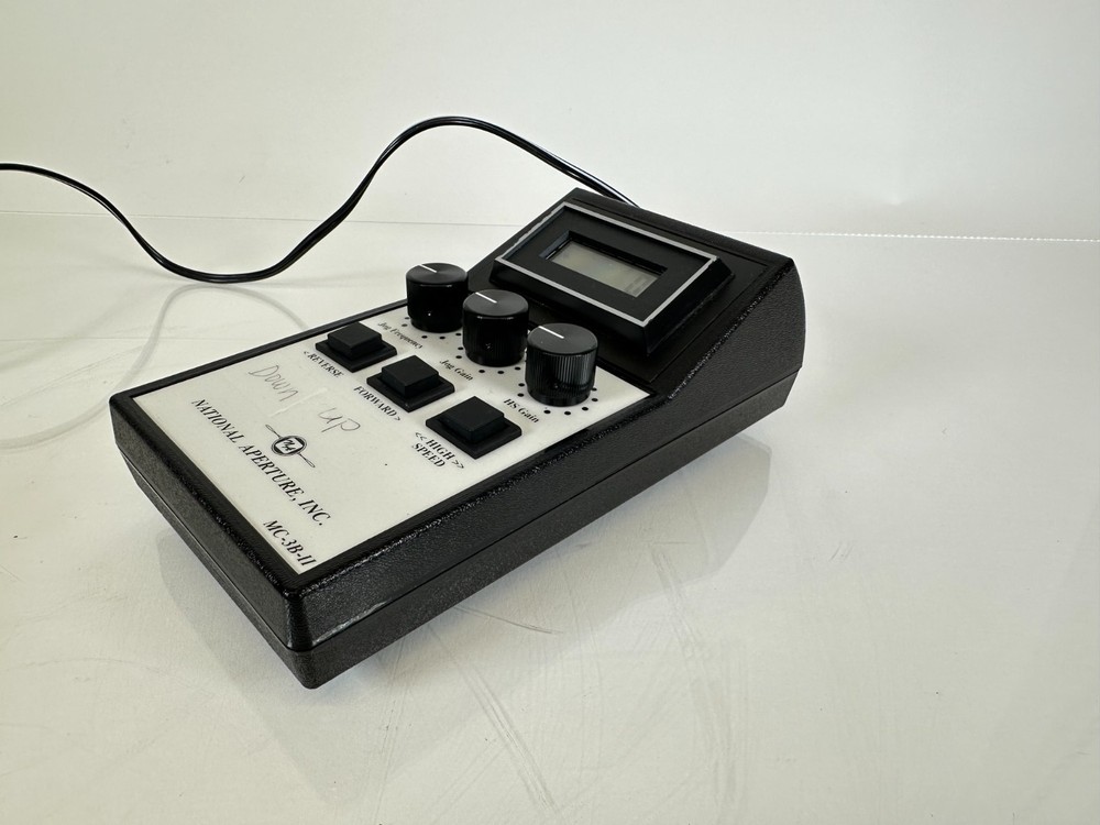 National Aperture MC-3B-II Micropositioning Controller