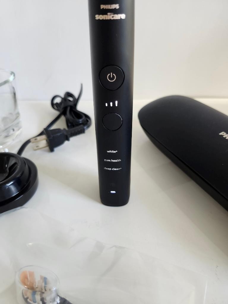 Philips Sonicare DiamondClean 9000 Rechargeable Toothbrush,Black,Please Read